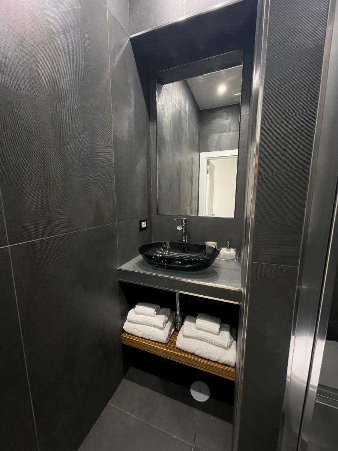 Aroma Apartment And B&B, Maschio Angioino Naples Exterior photo